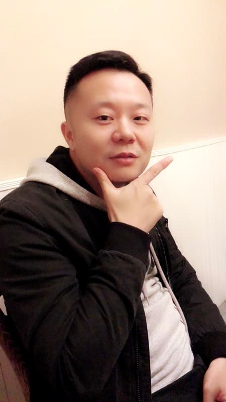 AI 编程瓜哥照片